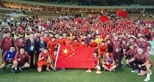 图赫尔：会找阿诺德聊聊，不过夸安萨目前竞争右后卫稍微领先